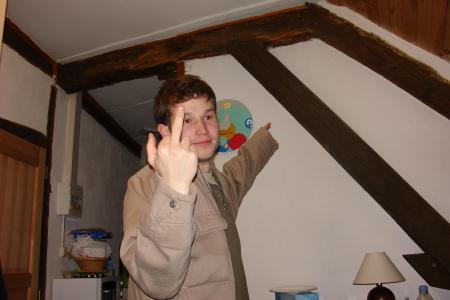 C'est c'ui qui dit qui y'est