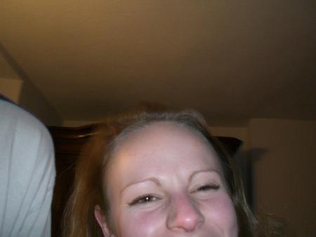 Marie en soirée 1 (Le mystère du visage)