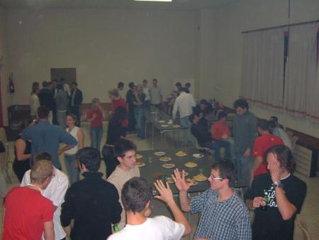 Y'a du monde quand même