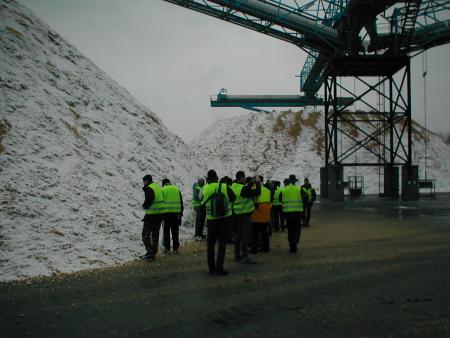 On est y pas mignons tout en jaune fluo?