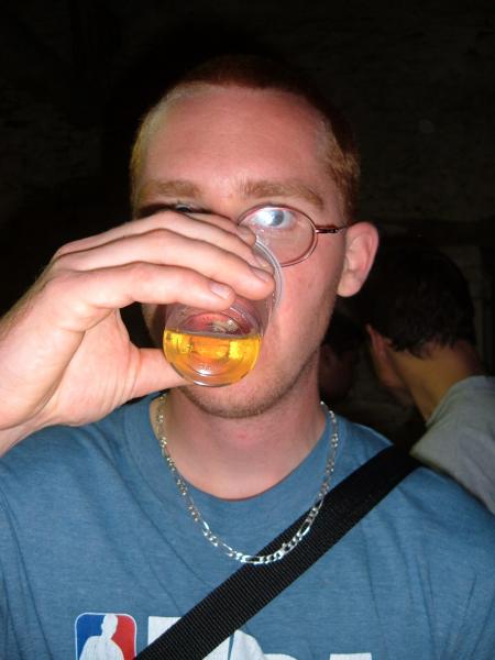 Jacky qui boit, assez rare