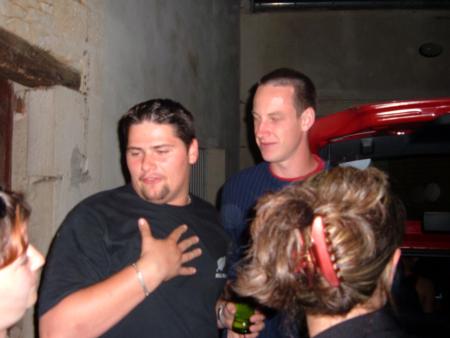 Toujours en train de draguer ces 2 là