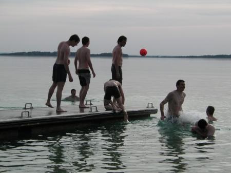 Tout le monde sur le pont