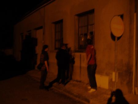 La chambre à Tarinou en prend un coup